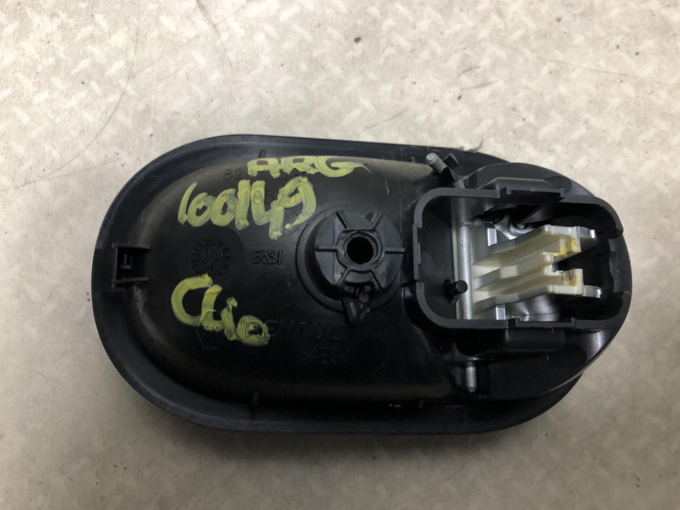 Maniglia interna posteriore sinistra RENAULT CLIO 3 PHASE 2 BREAK Diésel - 1