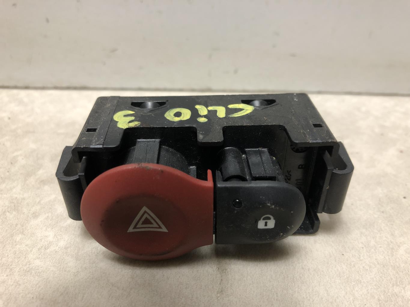 Interruttore luci emergenza RENAULT CLIO 3  - 1