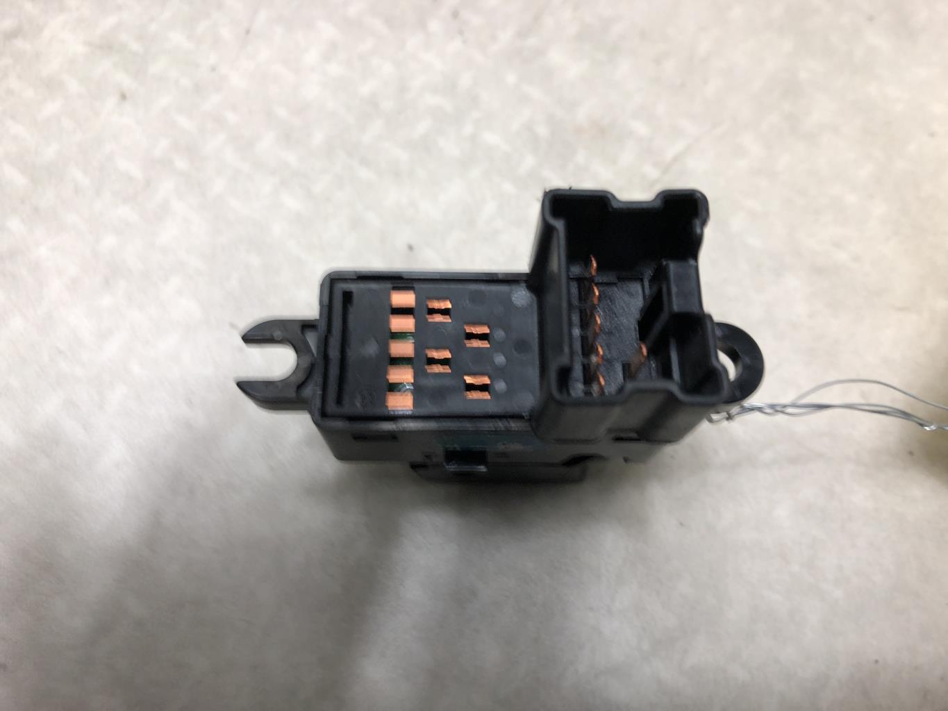 Interruttore lavacristalli anteriore destro NISSAN NOTE 1 PHASE 2 Diésel - 1
