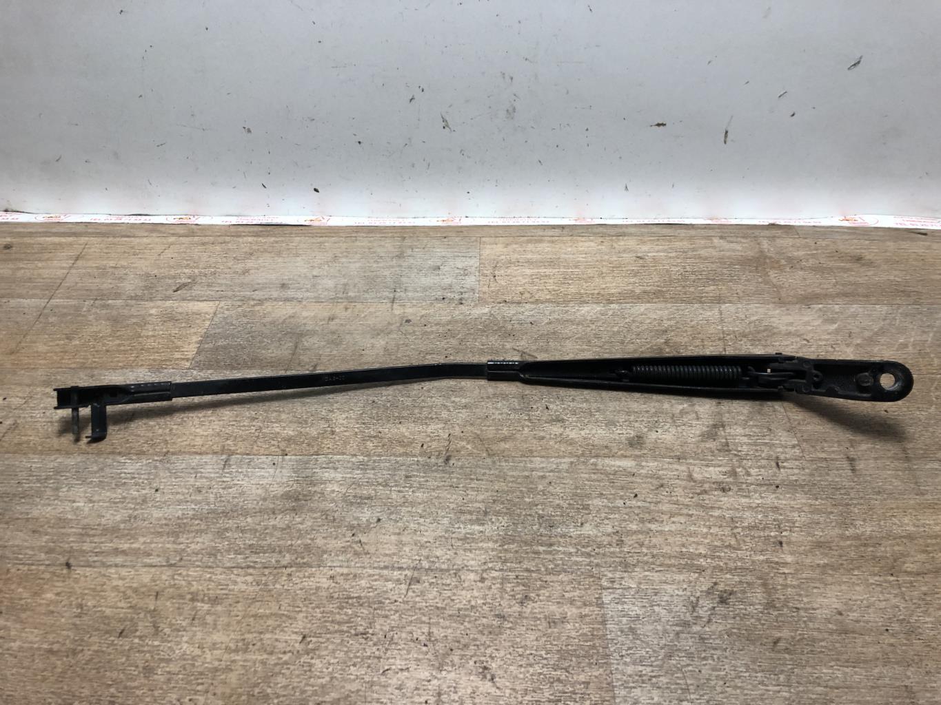 Braccio tergicristallo anteriore sinistro PEUGEOT 407 PHASE 1 Diésel - 1