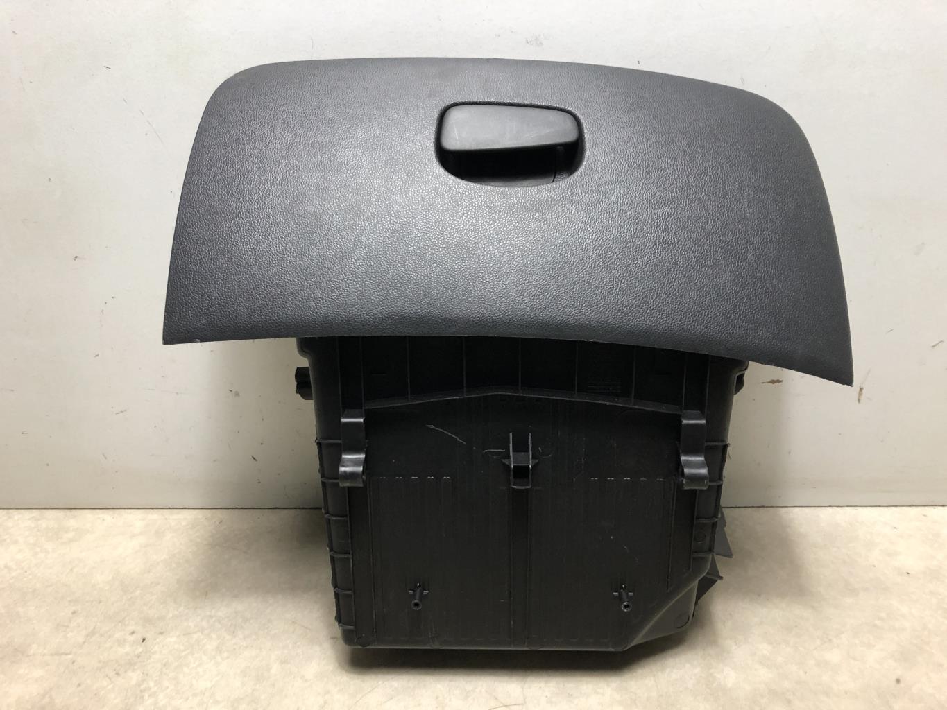 Boite a gants RENAULT CLIO 4 PHASE 1 Diesel - 1