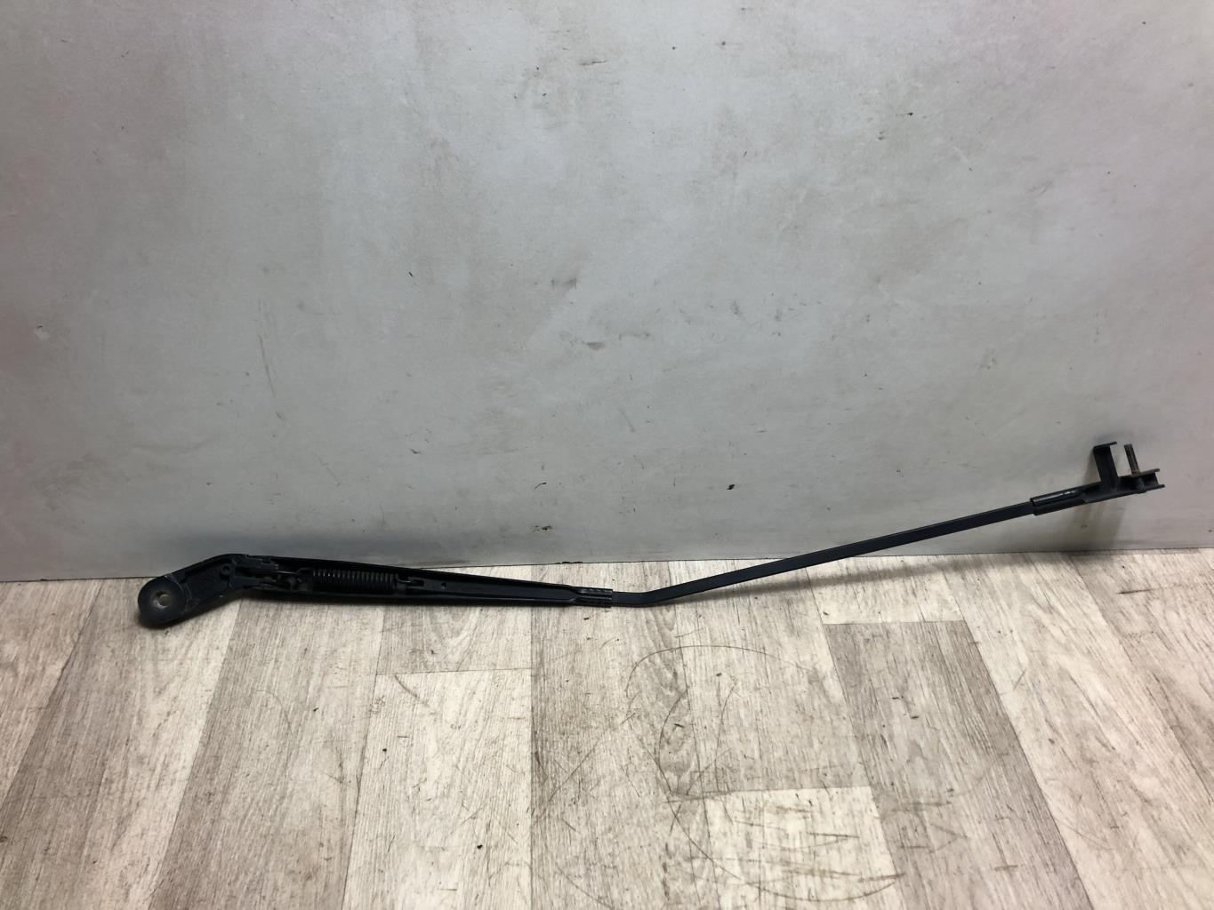 Braccio tergicristallo anteriore destro VOLKSWAGEN POLO 4 PHASE 1 Diésel - 1