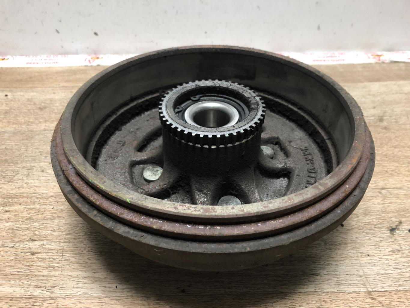 Tamburo posteriore sinistro SUZUKI SWIFT 3 Gasolina - 1