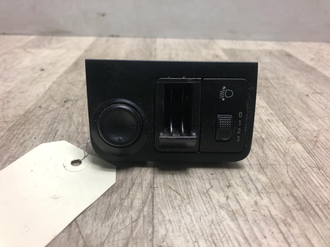 Commande de reglage hauteur de phare CHEVROLET MATIZ 2 Essence - 1