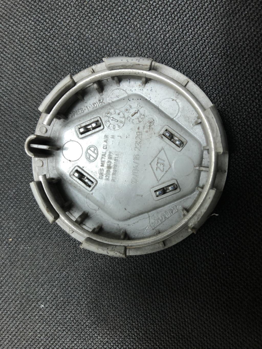 Enjoliveur RENAULT CLIO 3  - 1
