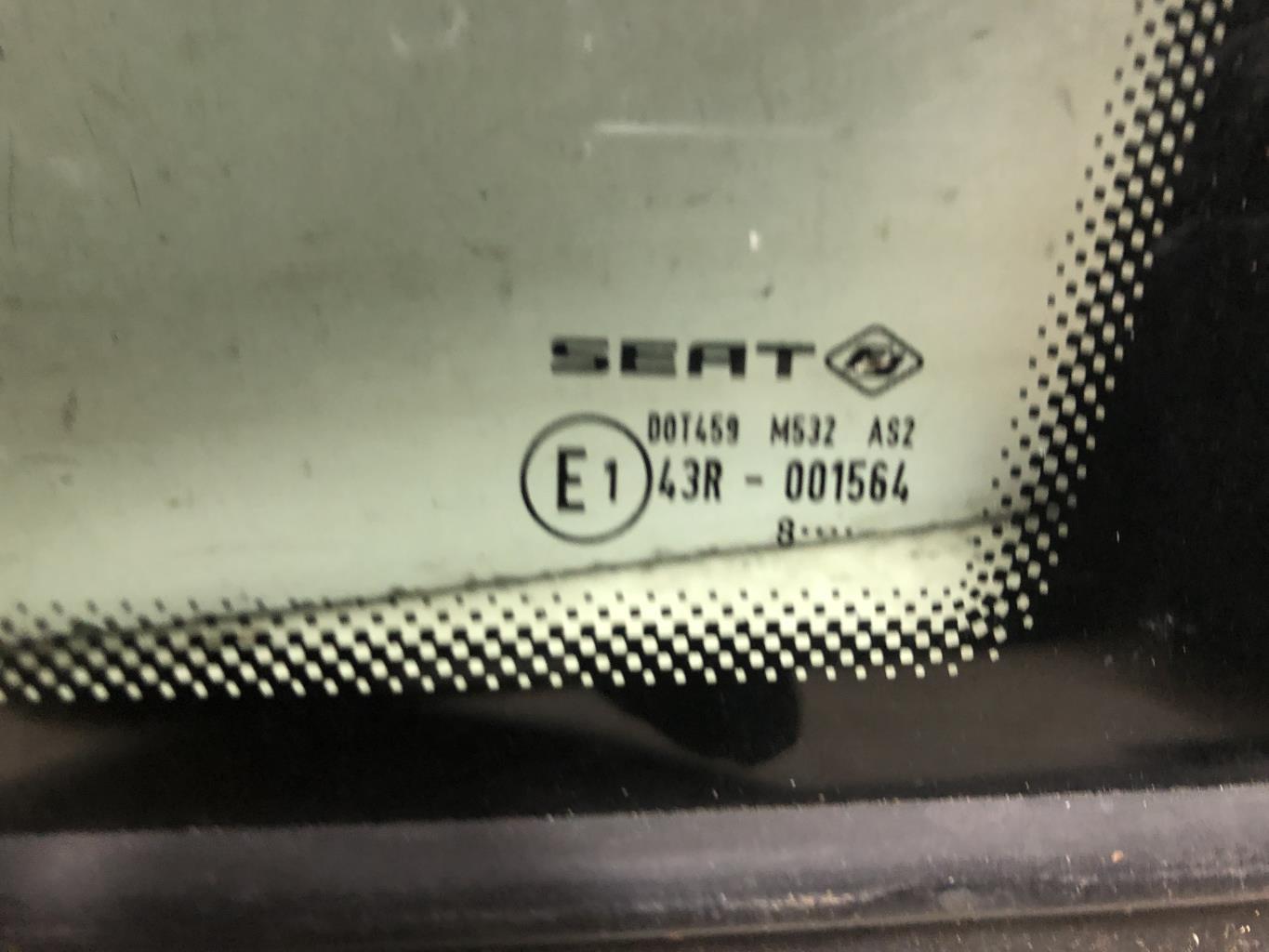 Vetro laterale fisso anteriore sinistra (portiera) SEAT IBIZA 4 PHASE 1 Diésel - 1
