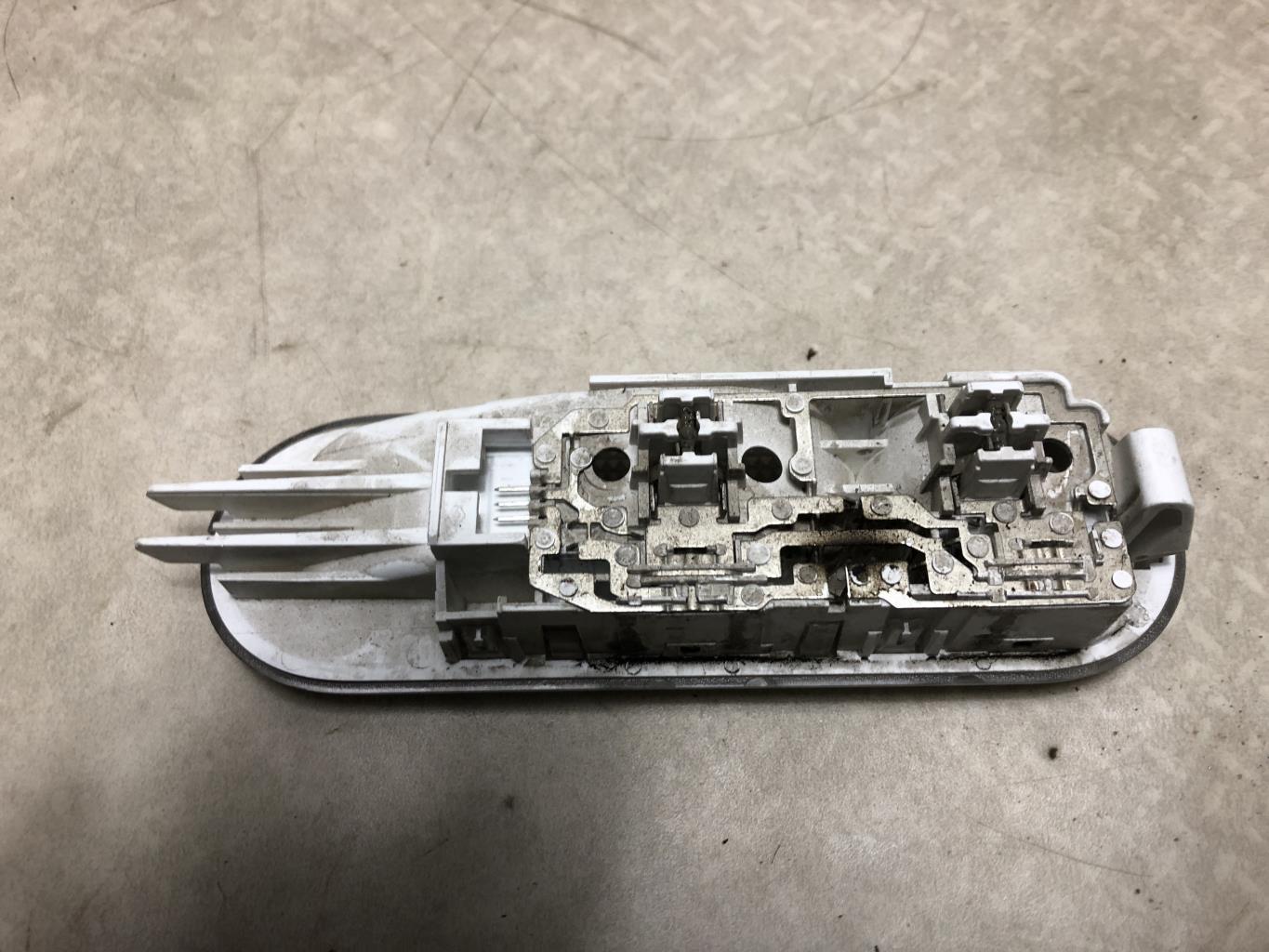 Eclairage de plafonnier NISSAN INTERSTAR 2 Diesel - 1
