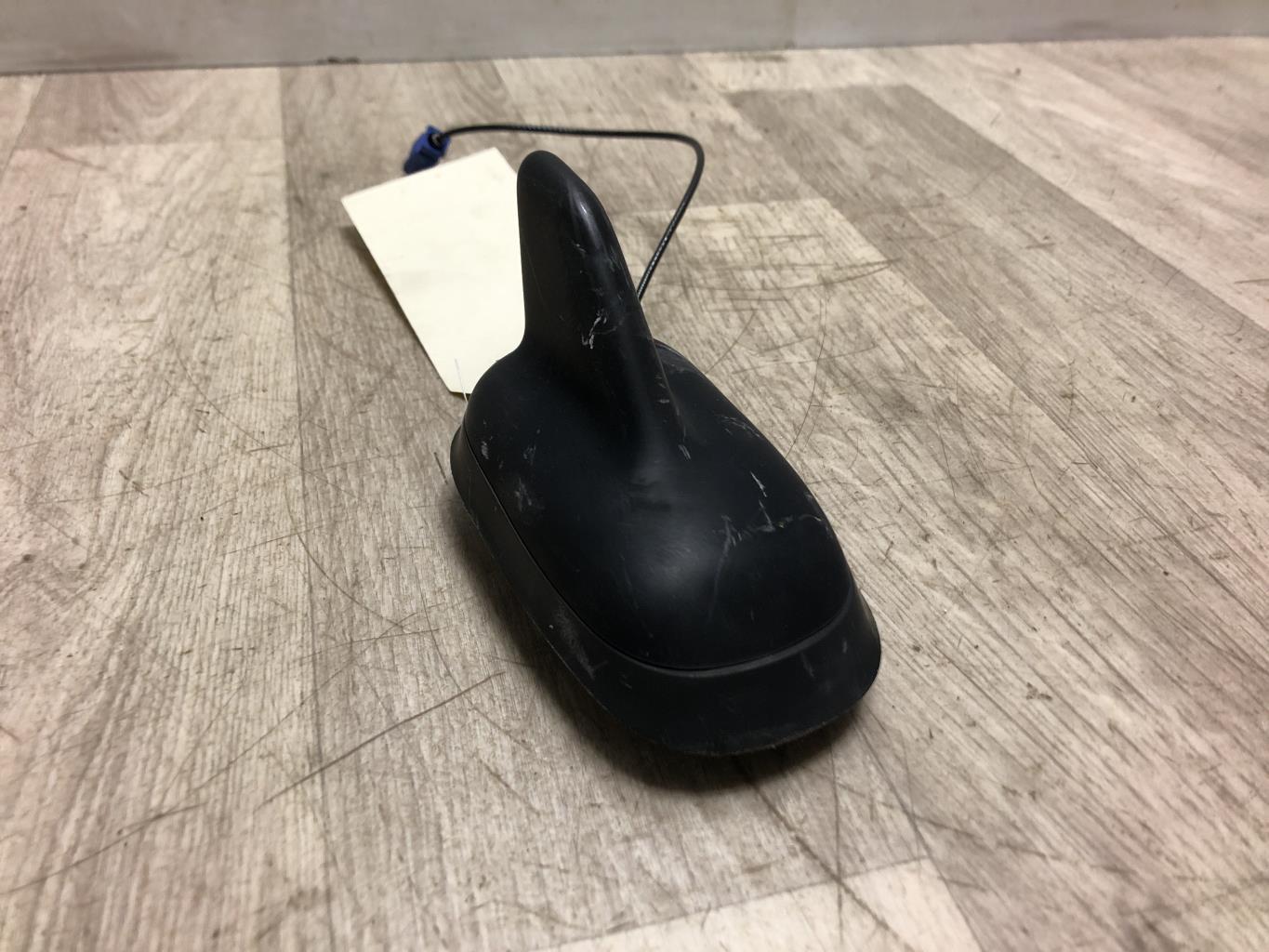 Antenne VOLKSWAGEN PASSAT 6 BREAK Diesel - 1