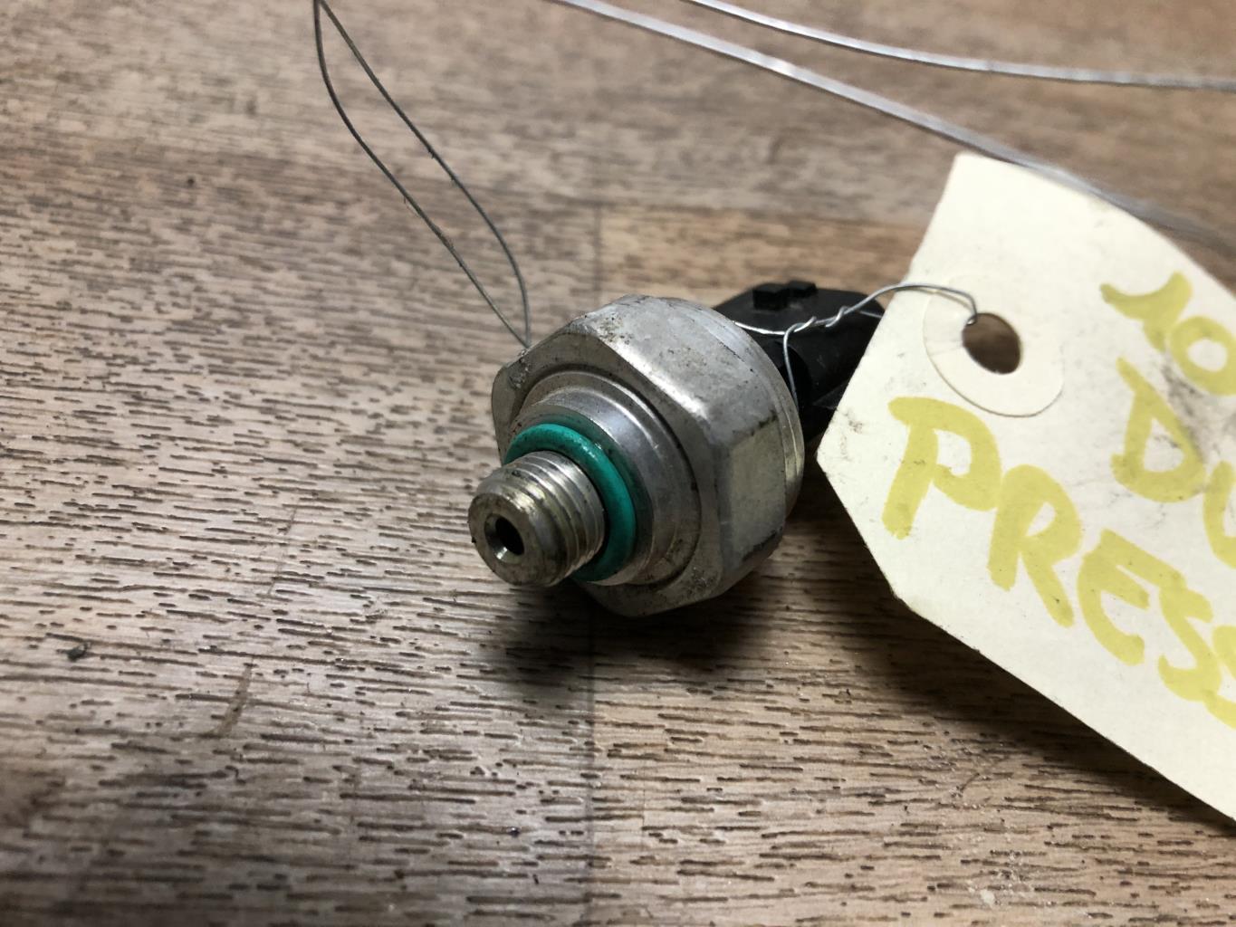 Pressostat de climatisation DACIA DUSTER 1 PHASE 2 Diesel - 1