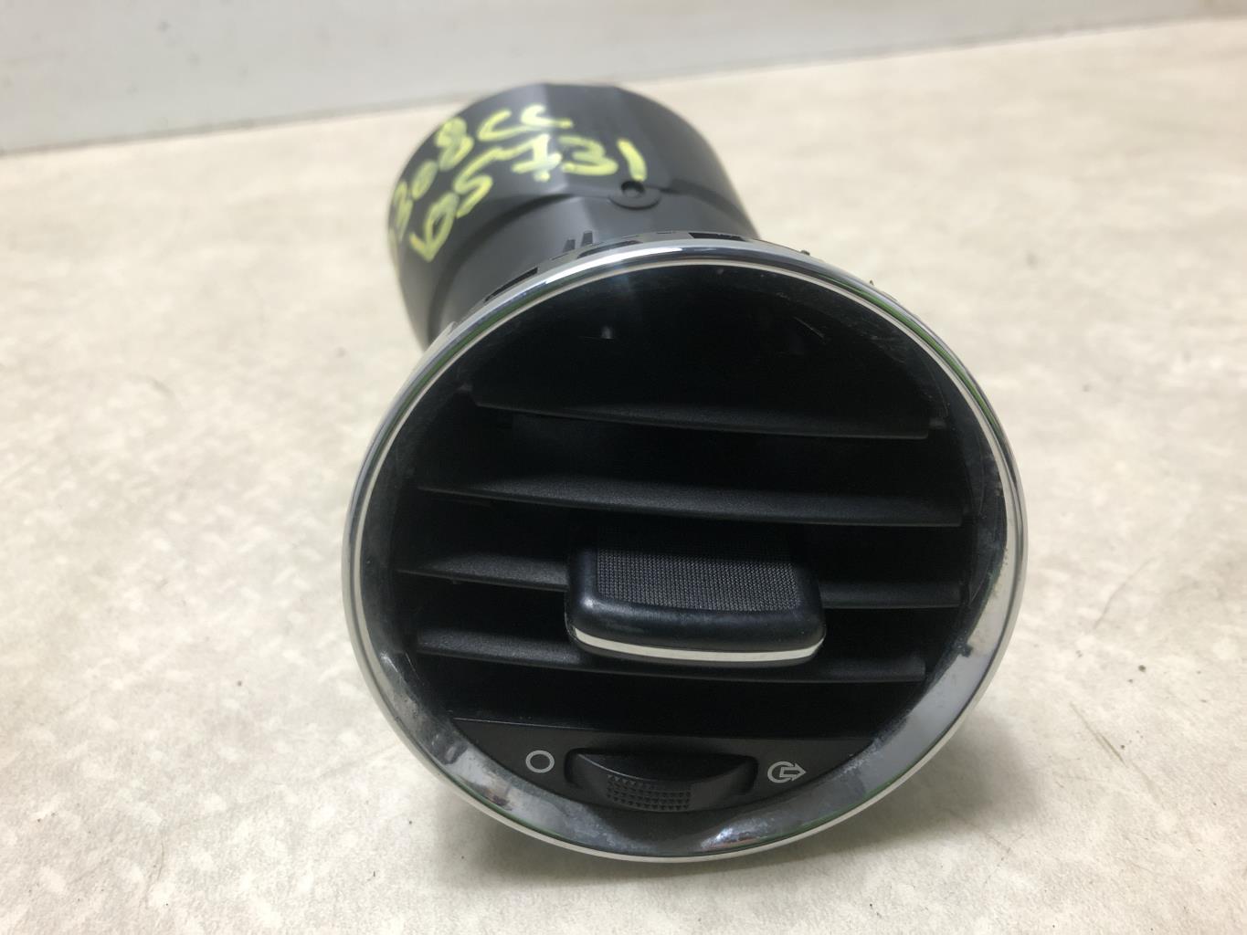 Bocchetta aerazione cruscotto anteriore destra PEUGEOT 308 1 PHASE 2 CABRIOLET Gasolina - 1