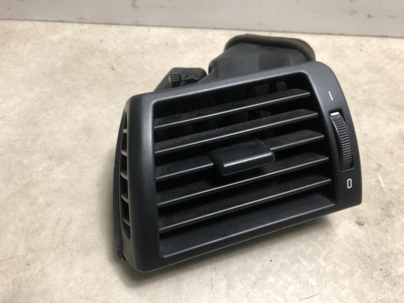 Bocchetta aerazione cruscotto anteriore sinistra BMW SERIE 3 E46 PHASE 2 Diésel - 1