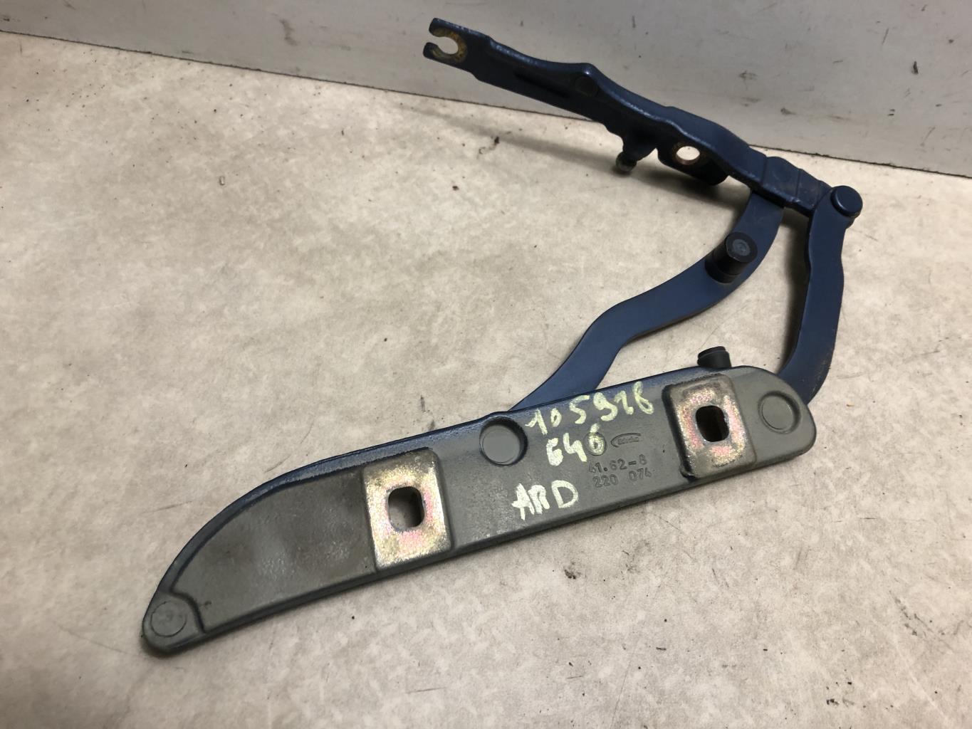 Charniere de hayon BMW SERIE 3 E46 PHASE 2 Diesel - 1