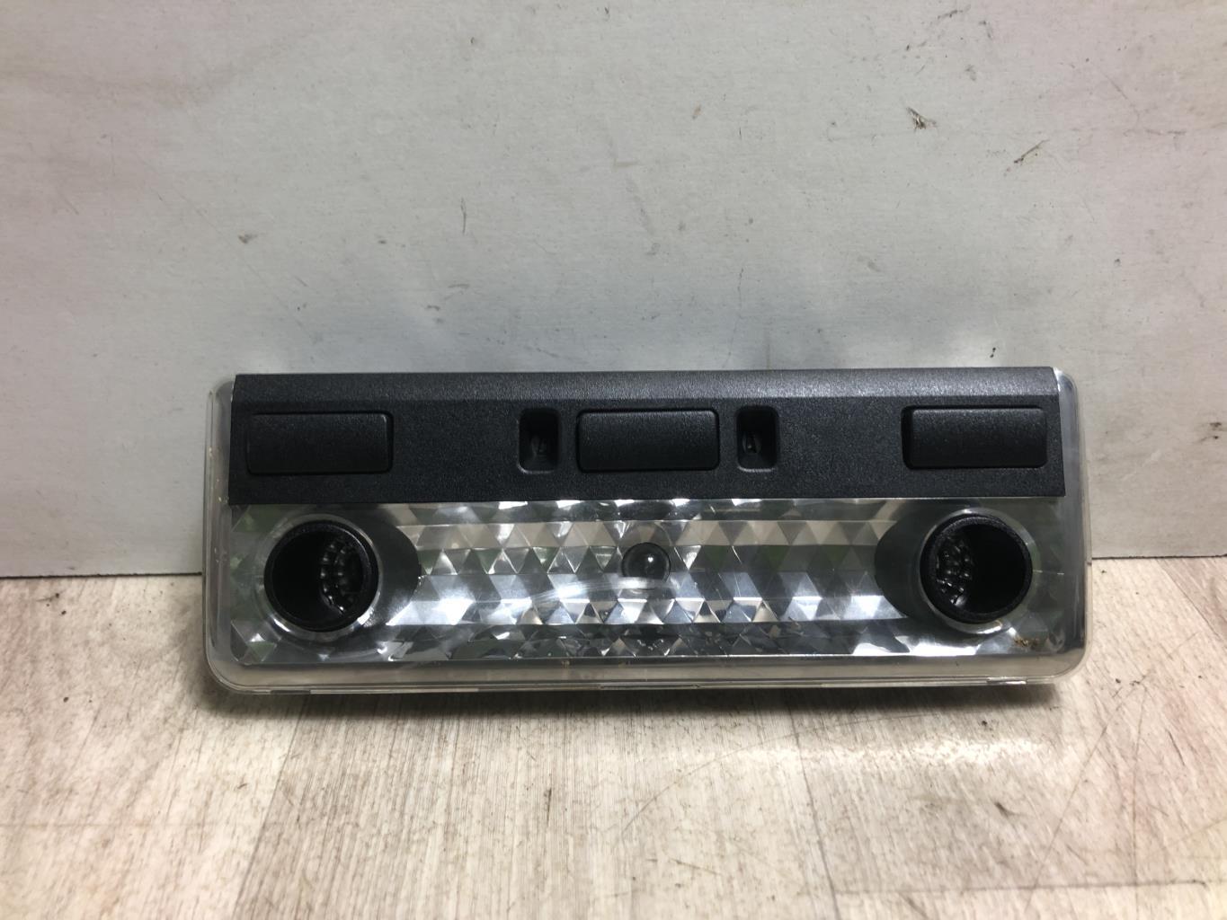 Eclairage de plafonnier BMW SERIE 3 E46 PHASE 2 Diesel - 1