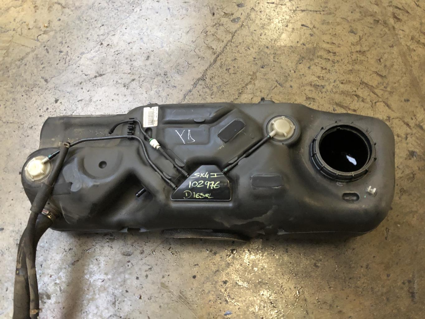 Reservoir SUZUKI SX4 1 Diesel - 1