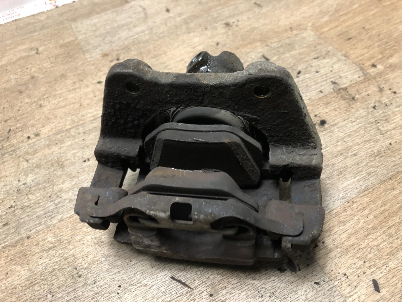 Pinza freni posteriore sinistra BMW SERIE 3 E46 PHASE 2 Diésel - 1