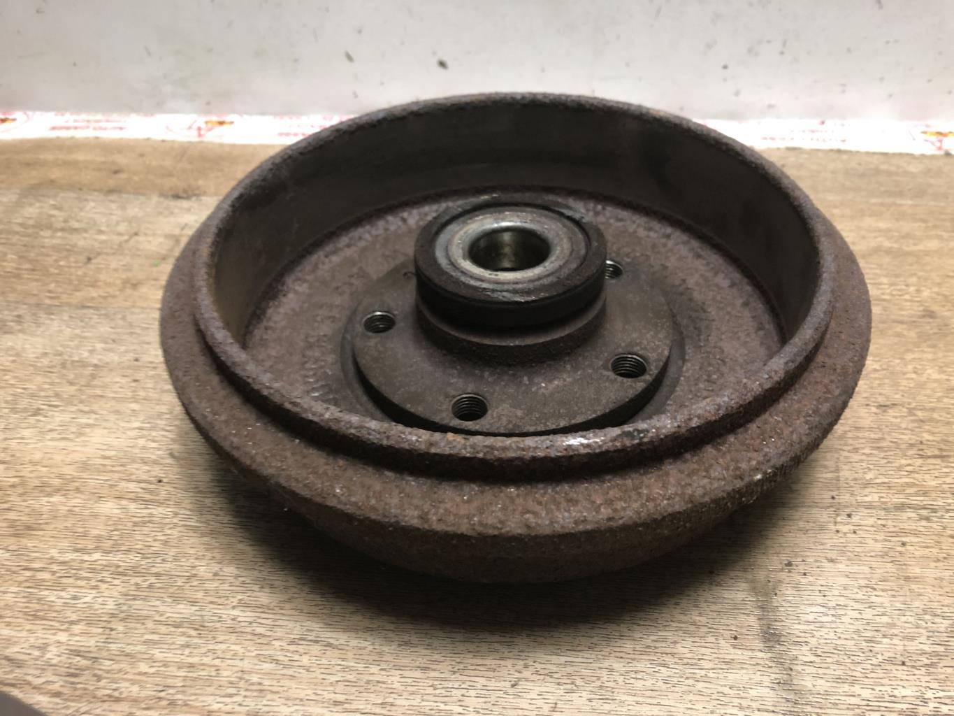 Tamburo posteriore sinistro VOLKSWAGEN POLO 5 PHASE 1 Diésel - 1