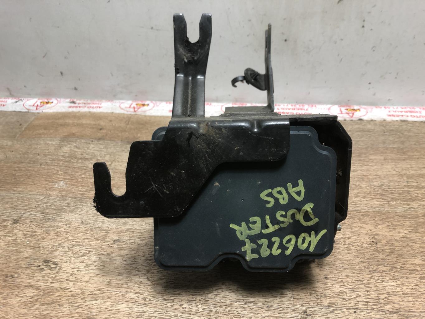 Bloc ABS (freins anti-blocage) DACIA DUSTER 1 PHASE 2 Diesel - 1