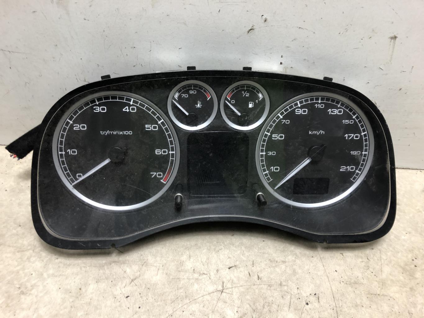 Compteur PEUGEOT 307 PHASE 1 Essence - 1