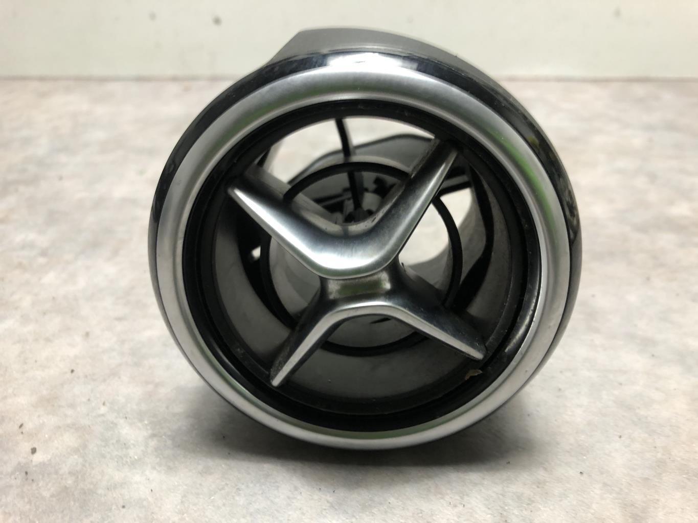 Bocchetta aerazione cruscotto anteriore sinistra MERCEDES CLASSE B 246 PHASE 1 Diésel - 1