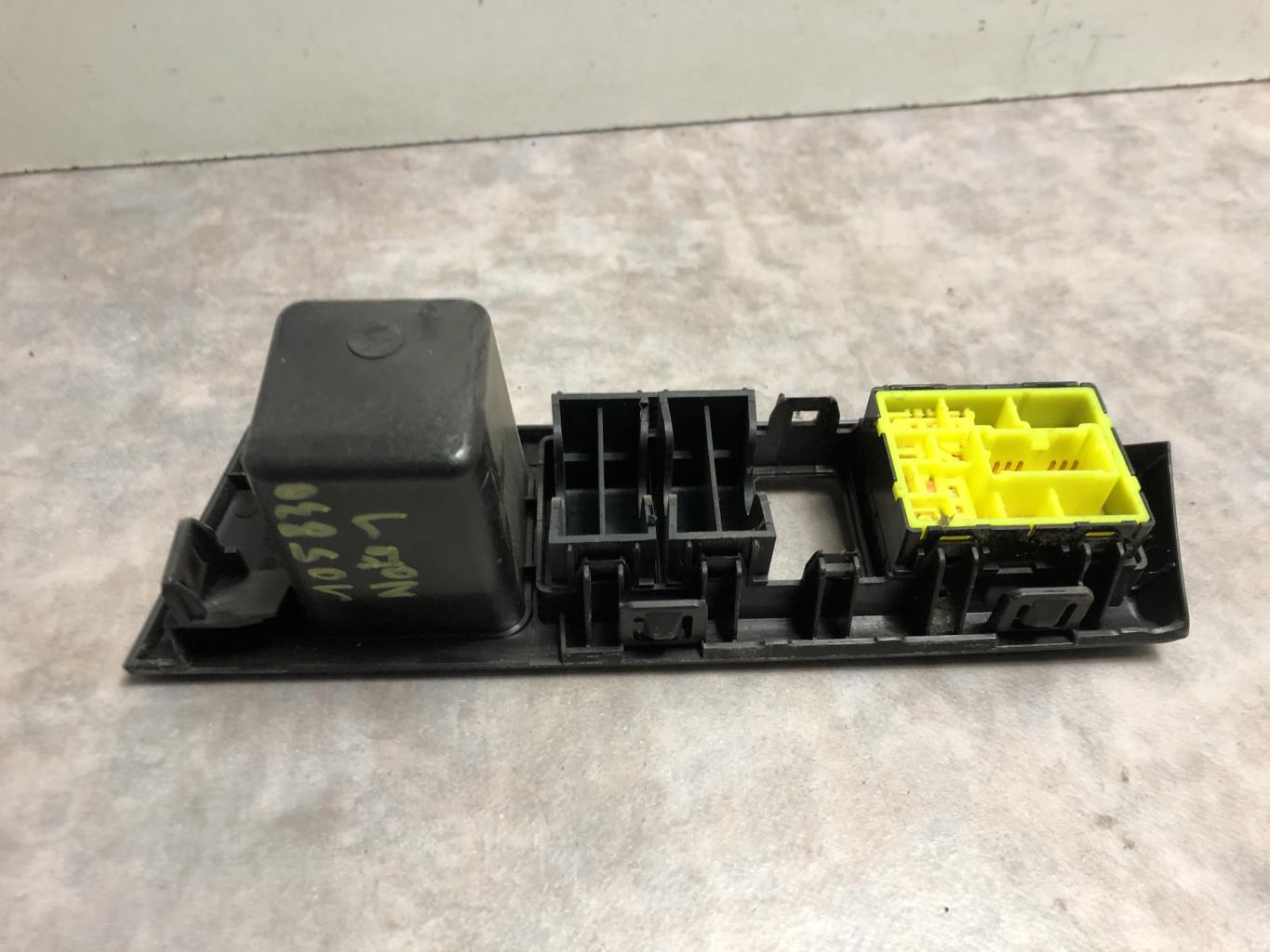Commande retroviseurs NISSAN NOTE 1 PHASE 2 Diesel - 1