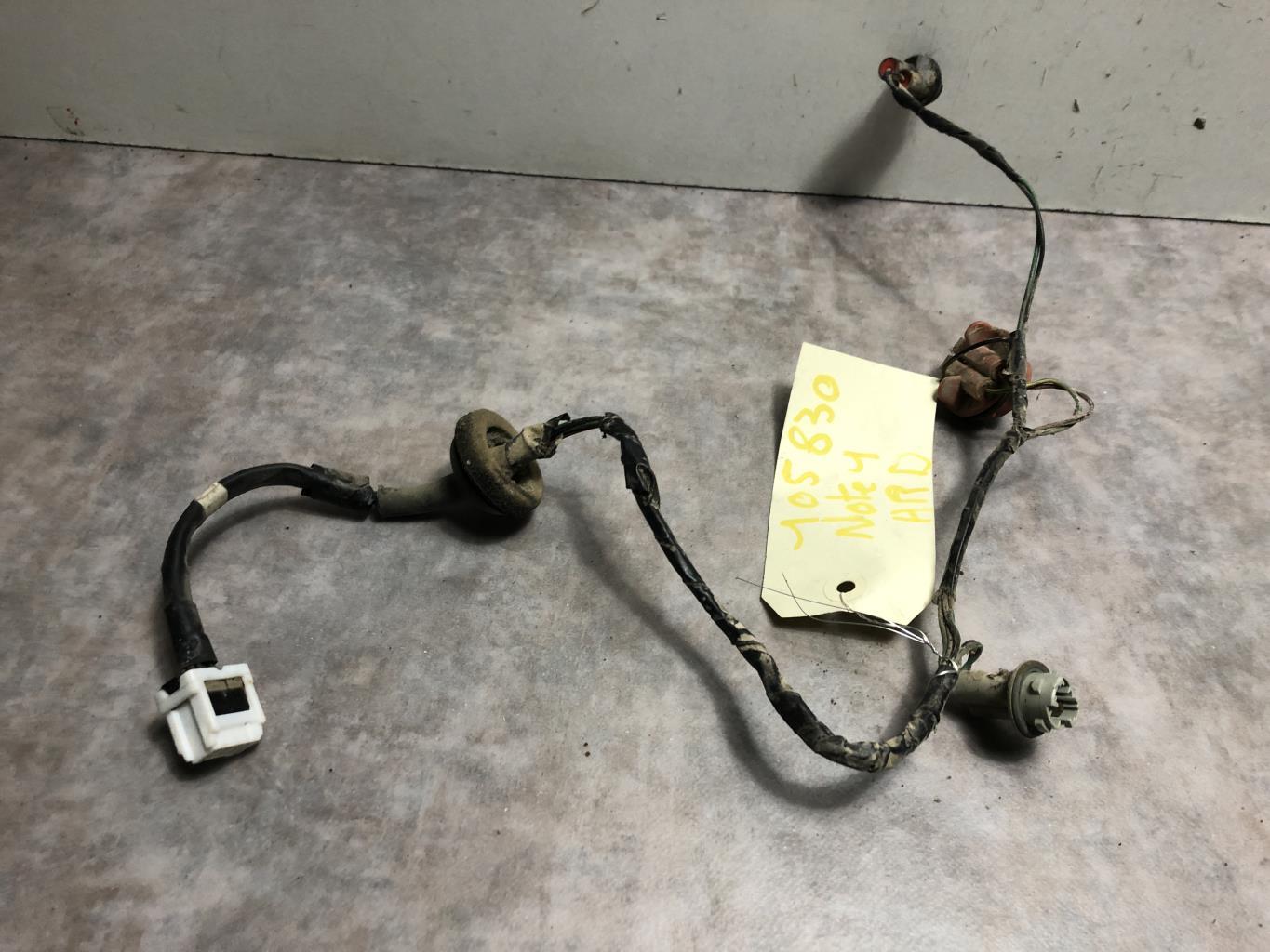 Base portalampade fanale posteriore destro NISSAN NOTE 1 PHASE 2 Diésel - 1
