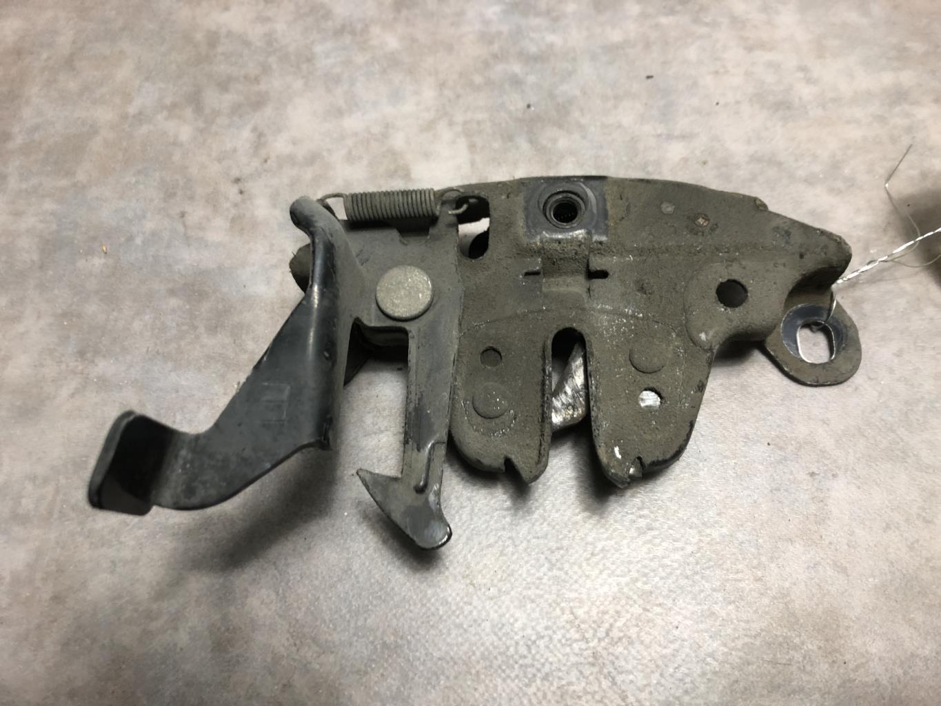 Serrure de capot NISSAN NOTE 1 PHASE 2 Diesel - 1