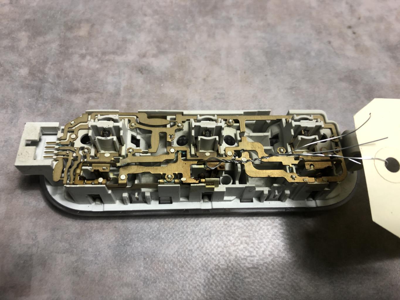Eclairage de plafonnier NISSAN NOTE 1 PHASE 2 Diesel - 1
