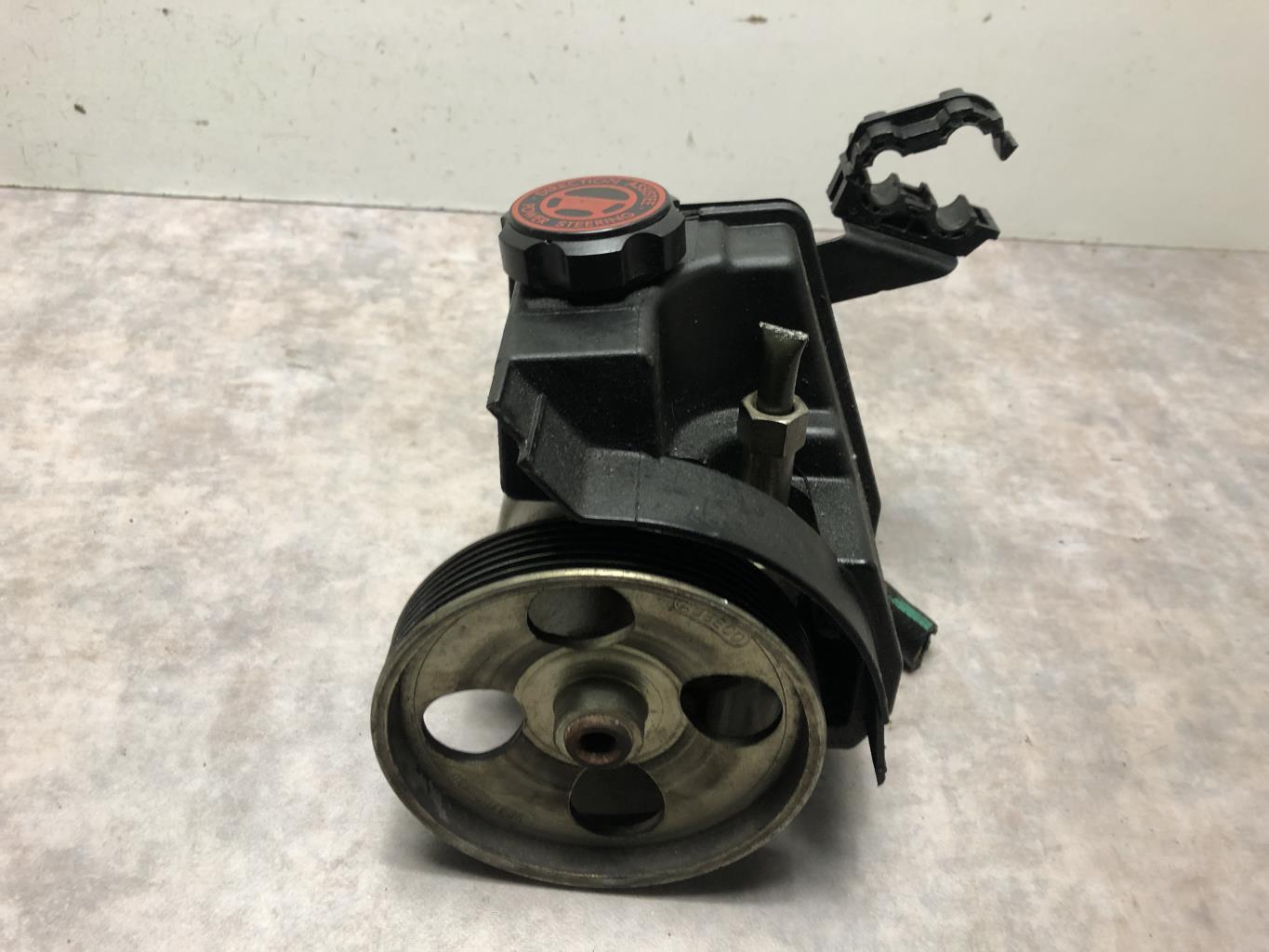 Pompe de direction PEUGEOT 206+ Diesel - 1