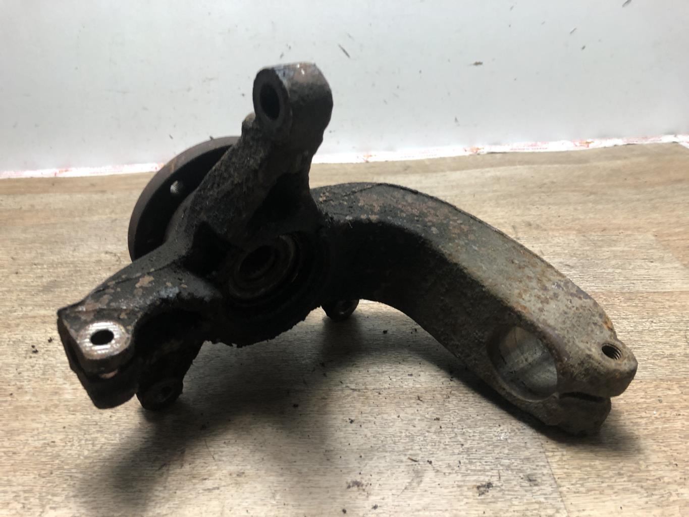 Fusee avant gauche RENAULT SCENIC 2  - 1