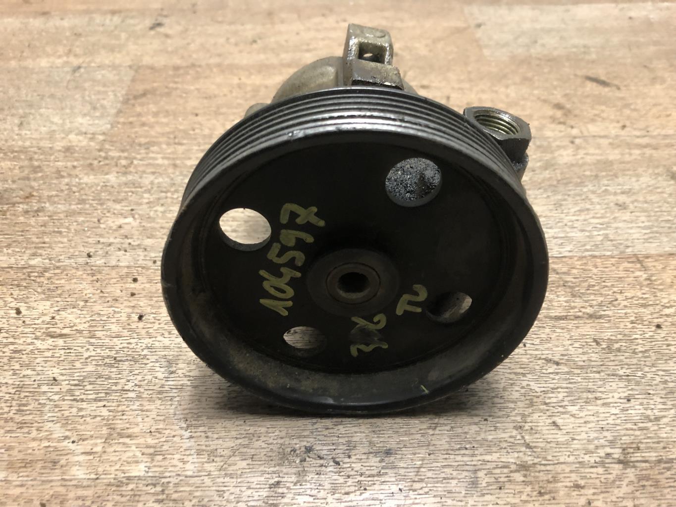 Pompe de direction PEUGEOT 306 PHASE 1 Essence - 1