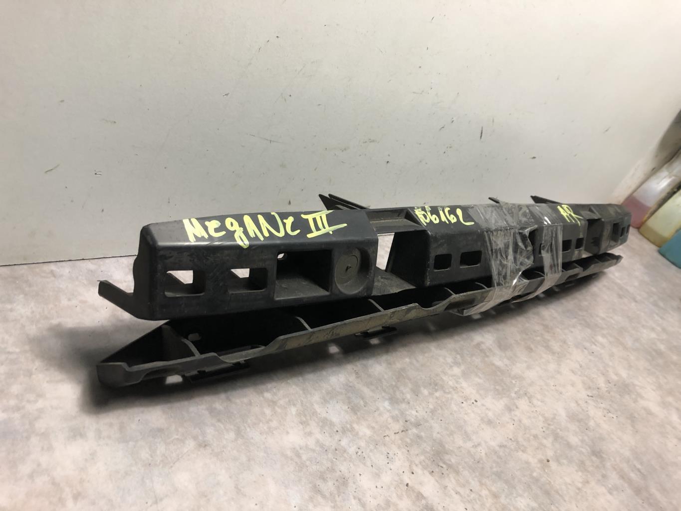 Supporto paraurti posteriore RENAULT MEGANE 3 PHASE 1 BREAK Diésel - 1
