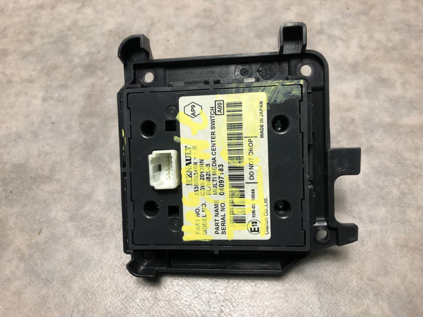 Commande GPS RENAULT MEGANE 3 PHASE 1 BREAK Diesel - 1