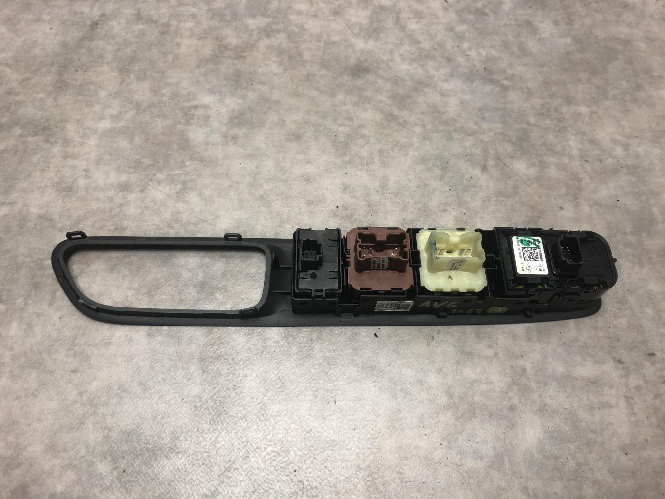 Interruttore lavacristalli anteriore sinistro RENAULT CAPTUR 1 PHASE 2 Gasolina - 1