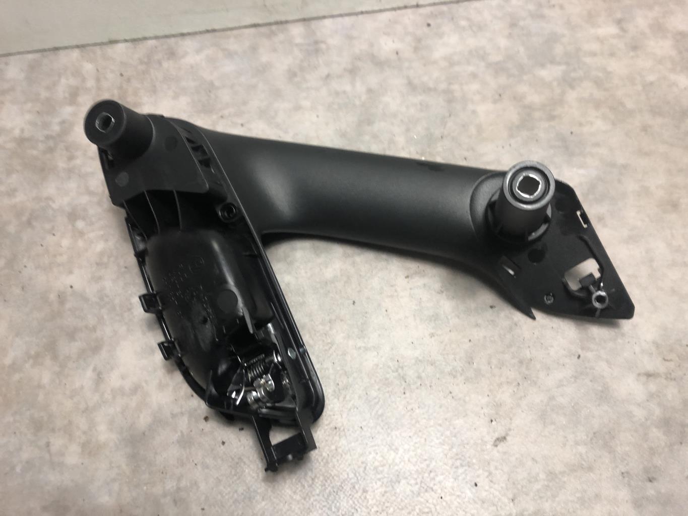 Maniglia interna anteriore destra VOLKSWAGEN POLO 5 PHASE 2 Gasolina - 1