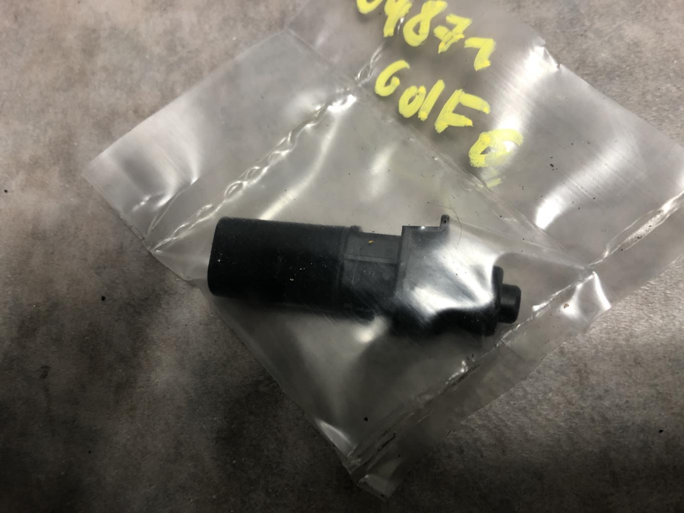 Attuatore chiavistello sportello carburante VOLKSWAGEN GOLF 6 Diésel - 1