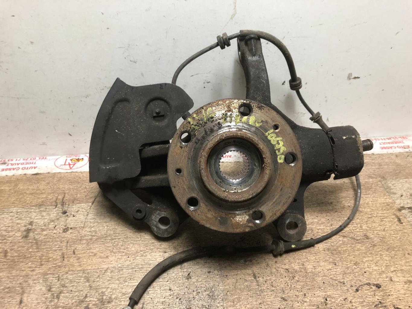 Fusee avant gauche OPEL VIVARO 3  - 1