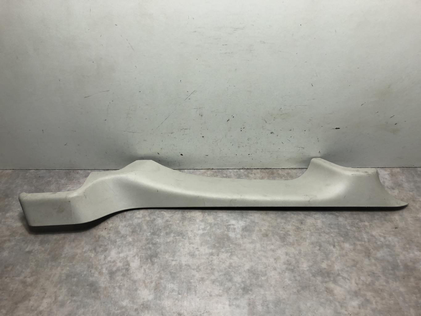 Garniture laterale arriere droite RENAULT KANGOO 2 PHASE 2 Diesel - 1