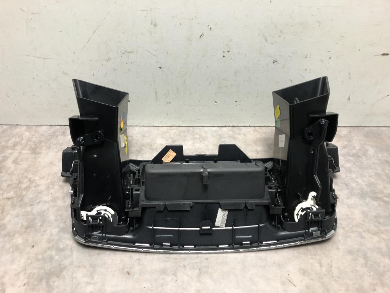 Bocchetta aerazione cruscotto PEUGEOT 508 1 SW PHASE 1 BREAK Diésel - 1
