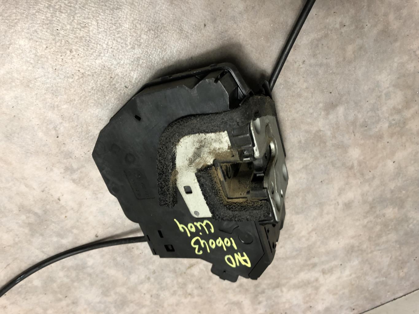 Serrure avant droit RENAULT CLIO 4 PHASE 1 BREAK Essence - 1