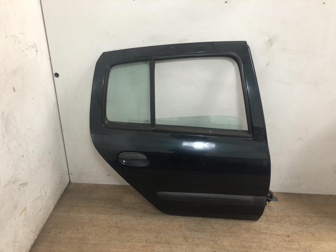 Porte arriere droit RENAULT CLIO 2 PHASE 2 Essence - 1