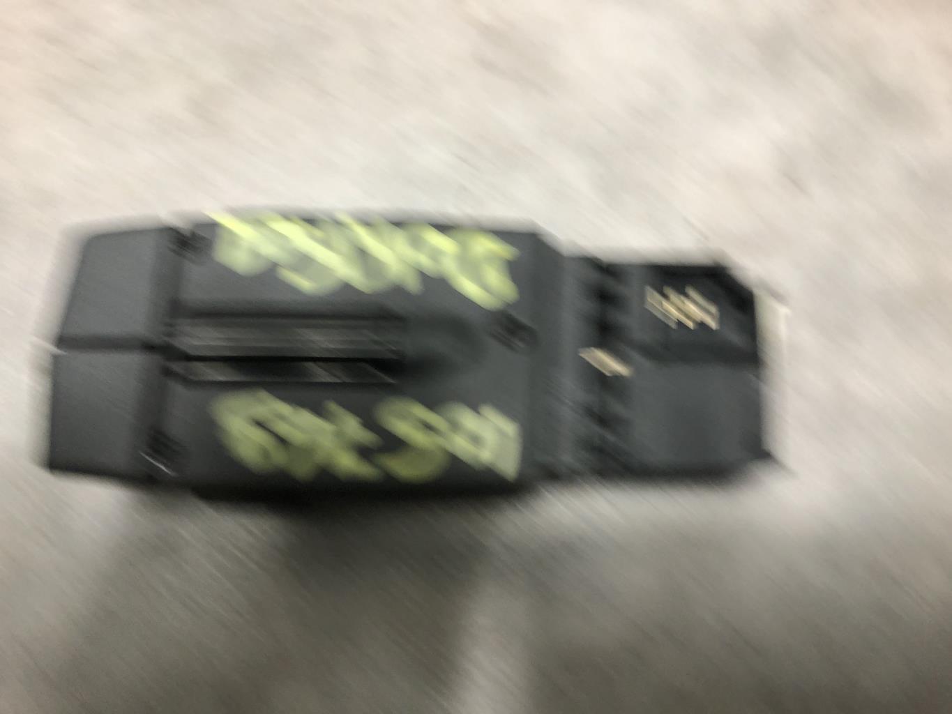 Commande autoradio DACIA DOKKER PHASE 1 Essence - 1
