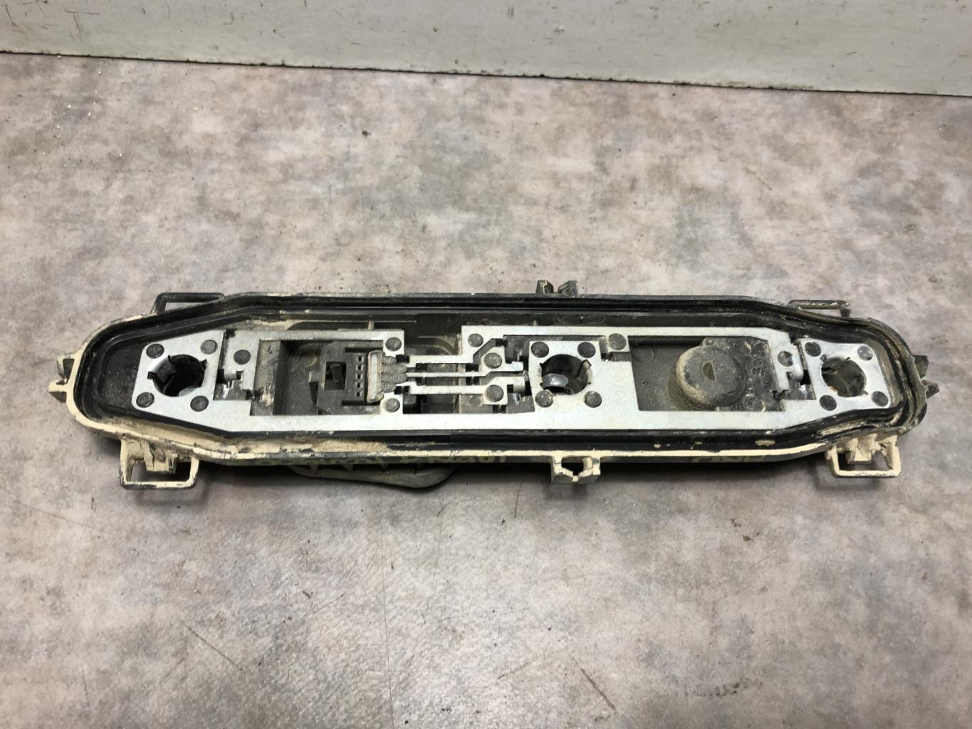 Base portalampade fanale posteriore destro RENAULT KANGOO 2 PHASE 1 Diésel - 1