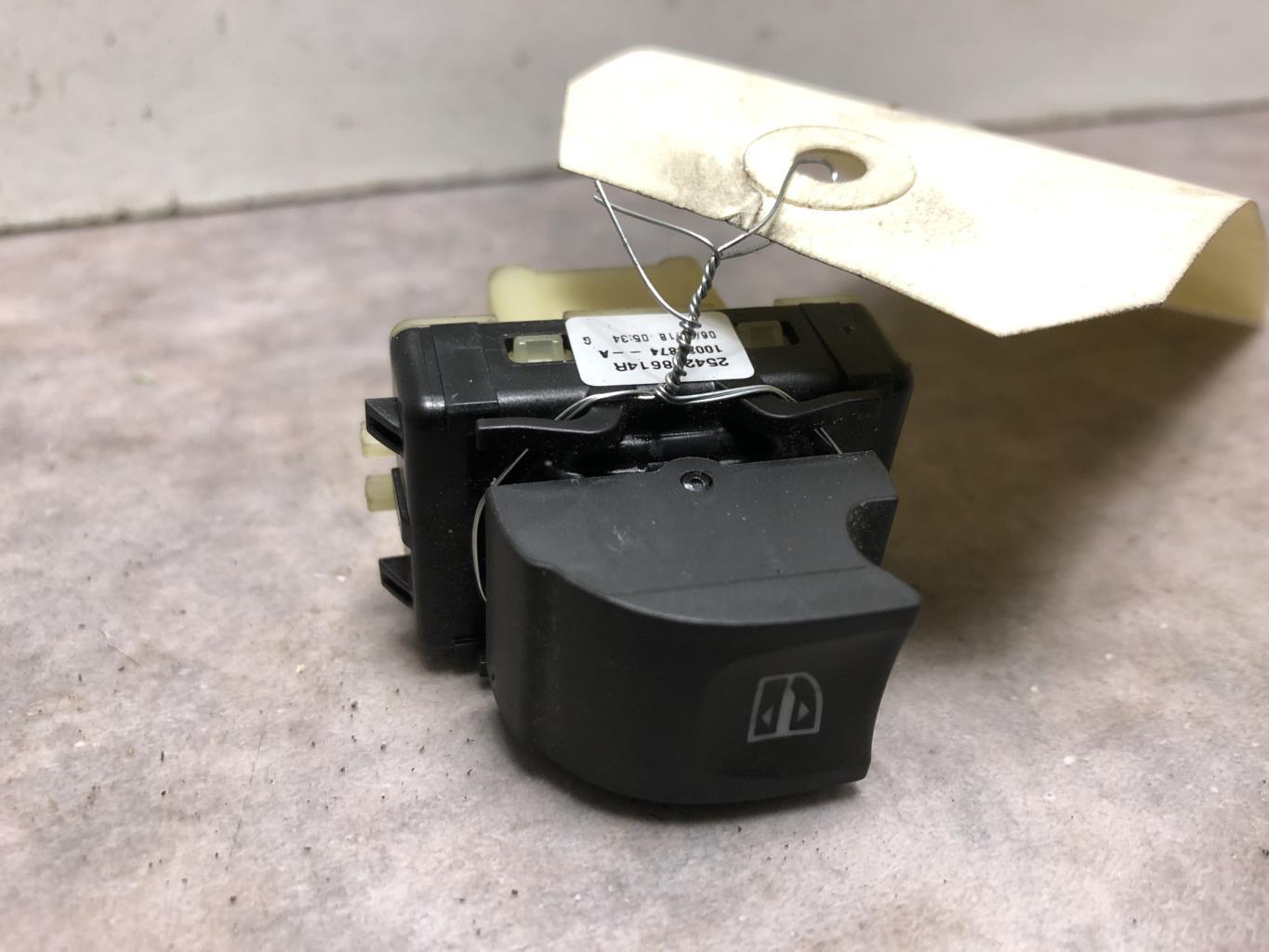 Interruttore lavacristalli posteriore destro RENAULT CLIO 4 PHASE 2 Gasolina - 1