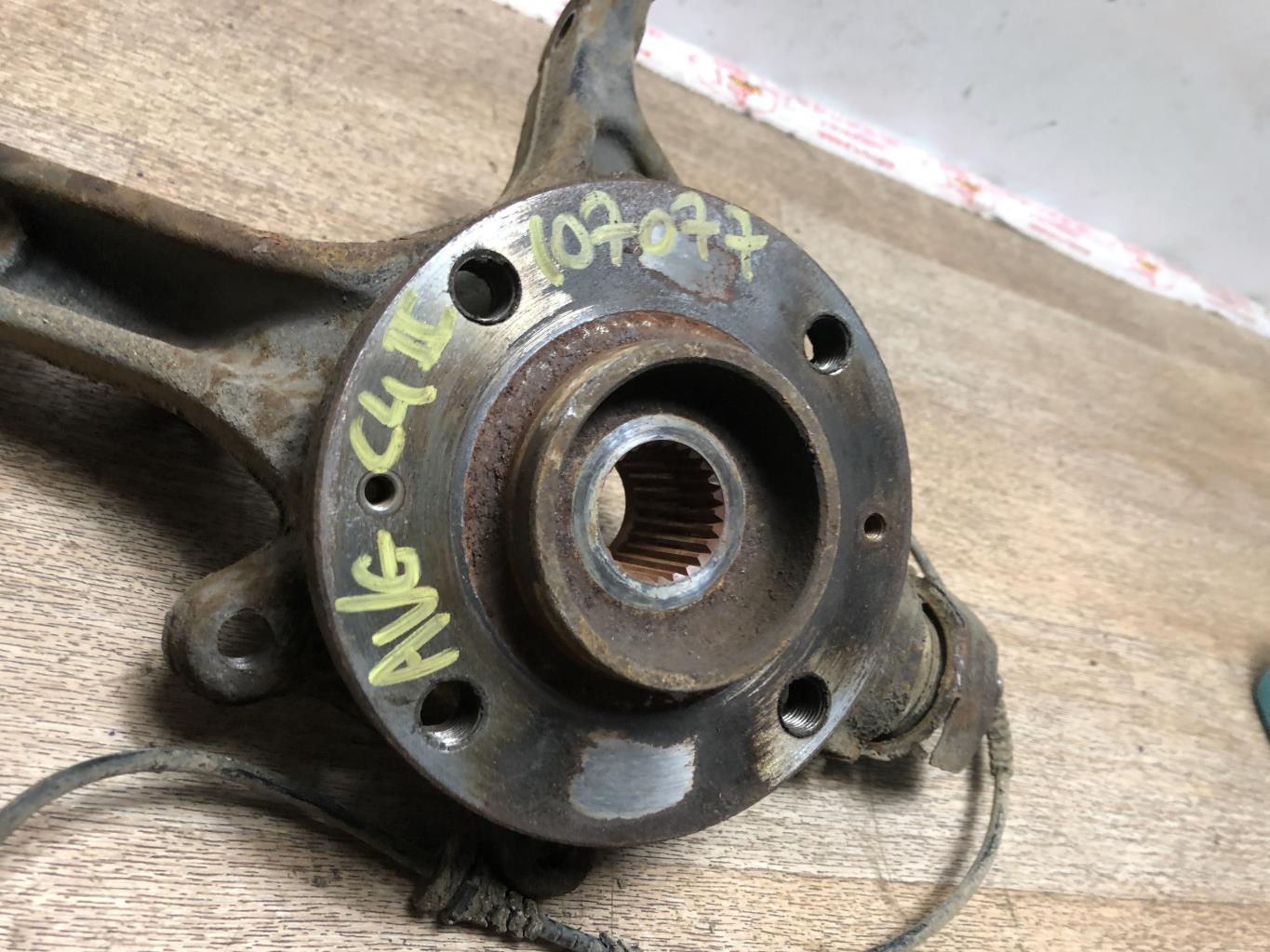 Fusee avant gauche CITROEN C4 2 PHASE 1 Diesel - 1