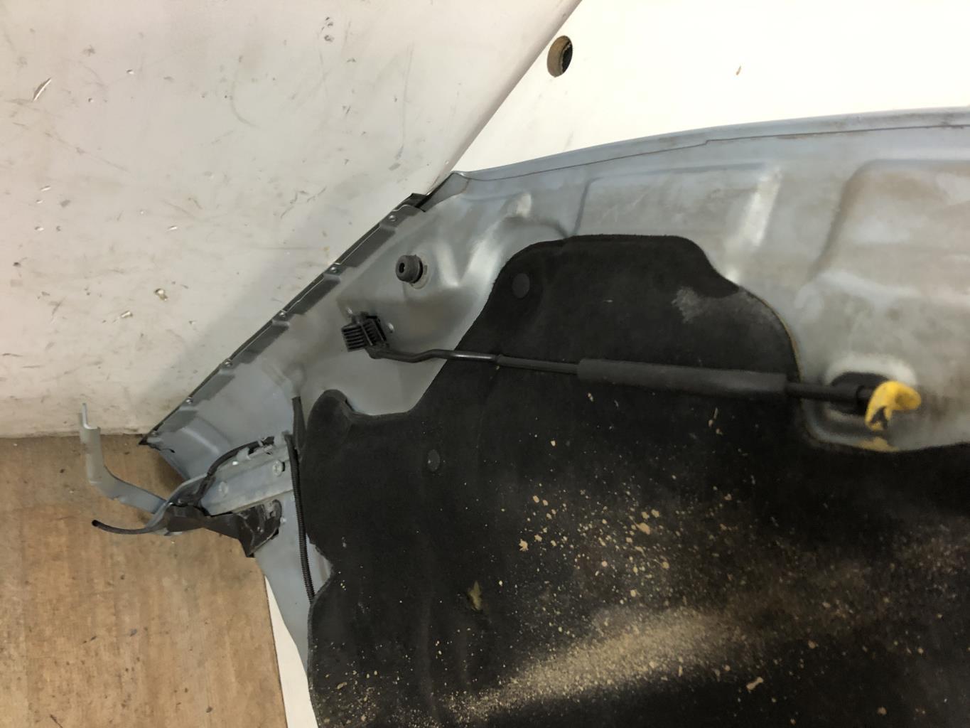 Capot PEUGEOT 407 PHASE 1 Diesel - 1