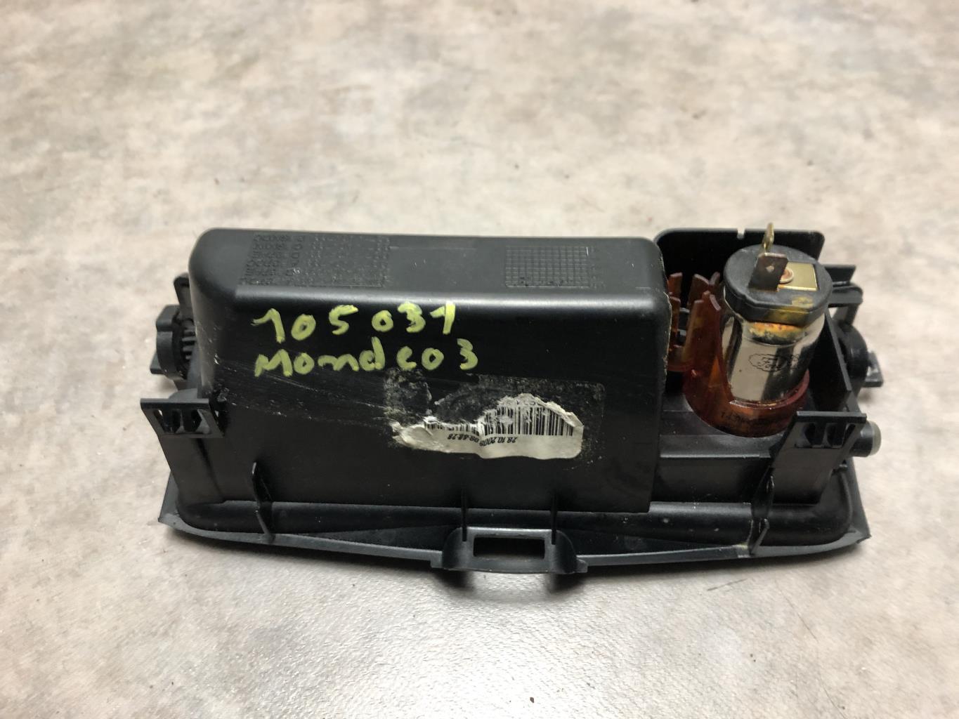 Cendrier FORD MONDEO 3 PHASE 1 Diesel - 1