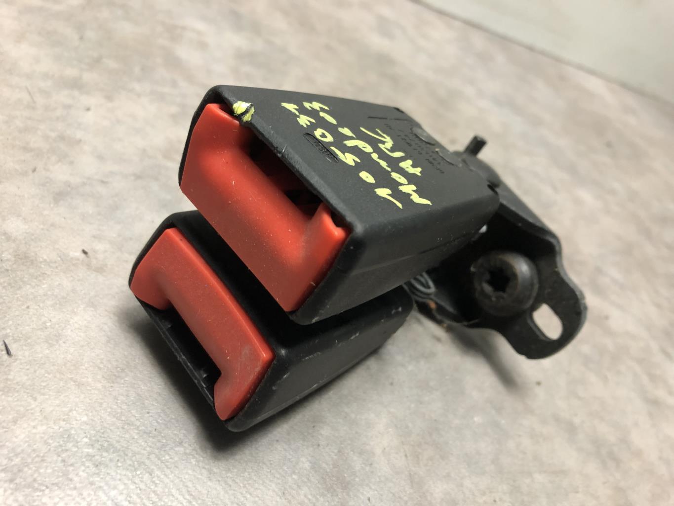 Aggancio cintura sicurezza posteriore destro FORD MONDEO 3 PHASE 1 Diésel - 1