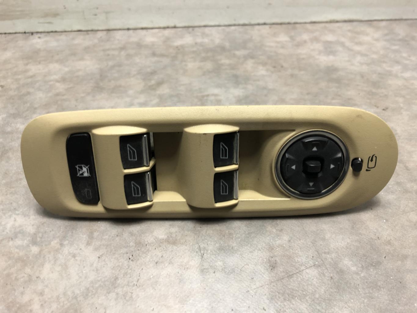 Interruttore lavacristalli anteriore sinistro FORD MONDEO 3 PHASE 1 Diésel - 1