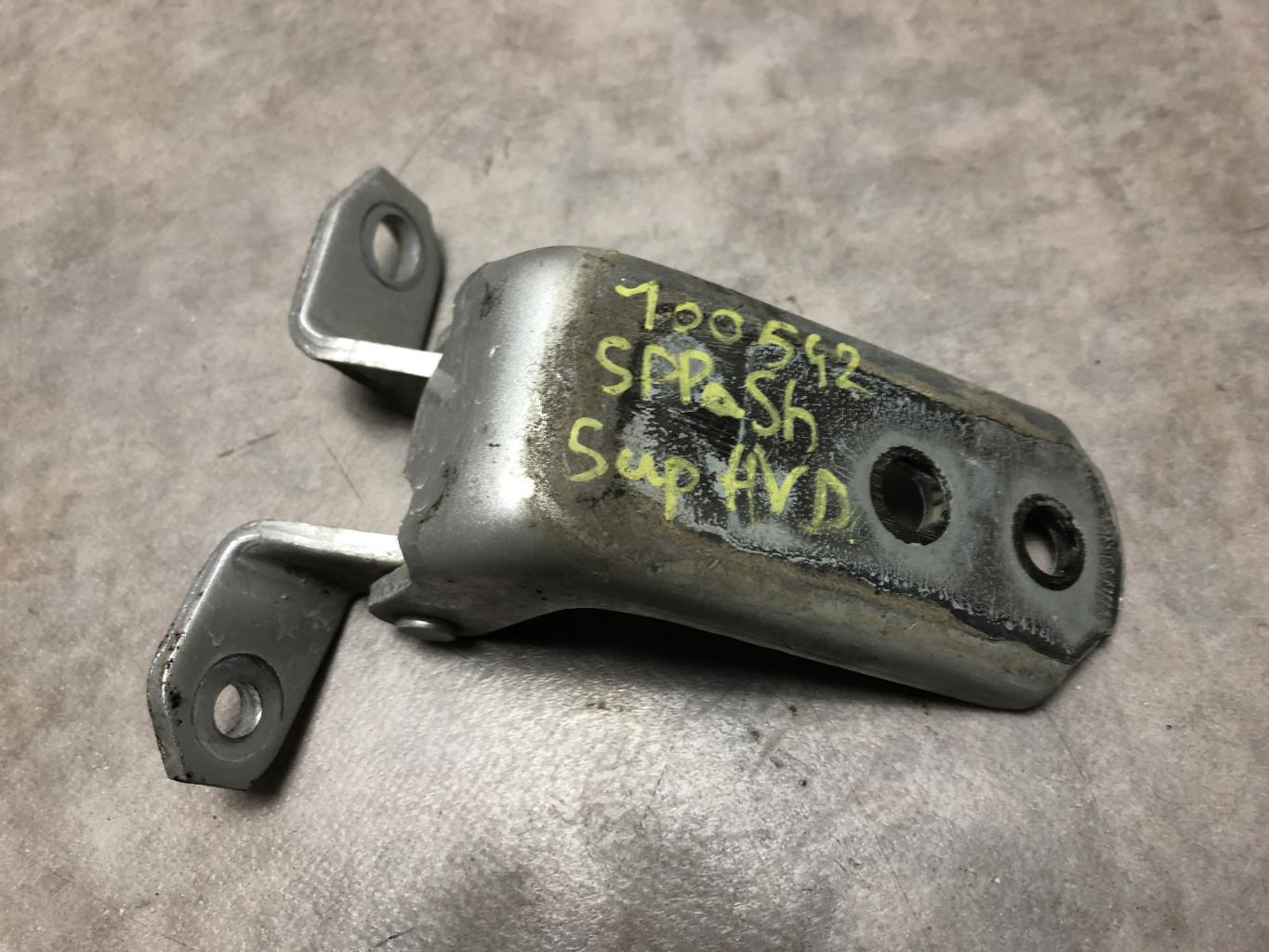 Charniere de porte avant droit SUZUKI SPLASH Essence - 1