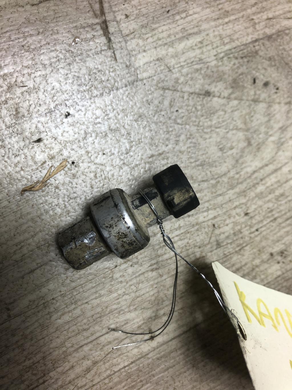 Pressostat de climatisation RENAULT KANGOO 2 PHASE 1 Diesel - 1